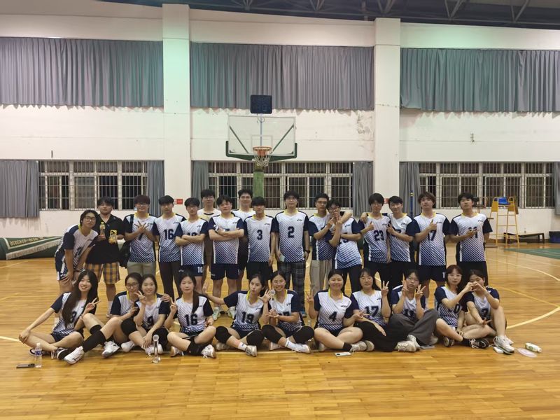 <a href='/2026/0526/c11438a271250/page.htm' target='_blank' title='双冠登顶，燃动赛场！化学与环境工程学院斩获校杯排球赛男女团体双冠军'>双冠登顶，燃动赛场！化学与环境...</a>